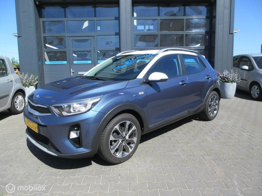 Kia Stonic 1.0 T-GDi DynamicLine 48dkm! Camera Cruise Blueto, Voorwielaandrijving, Gebruikt, Blauw, 49 €/maand