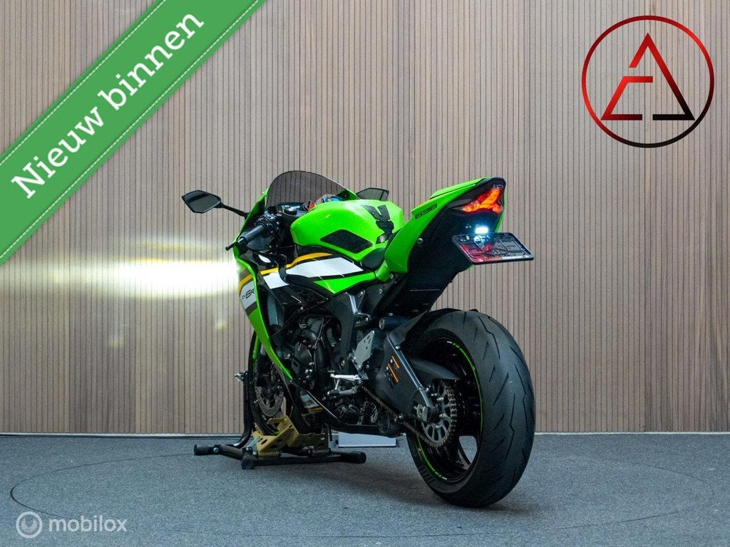 Kawasaki ZX-6R 2025 | SC-Project full | Voor lawaai-fans, Motoren, 636 cc, Kawasaki, Christiaan huygensweg 32D, Bedrijf