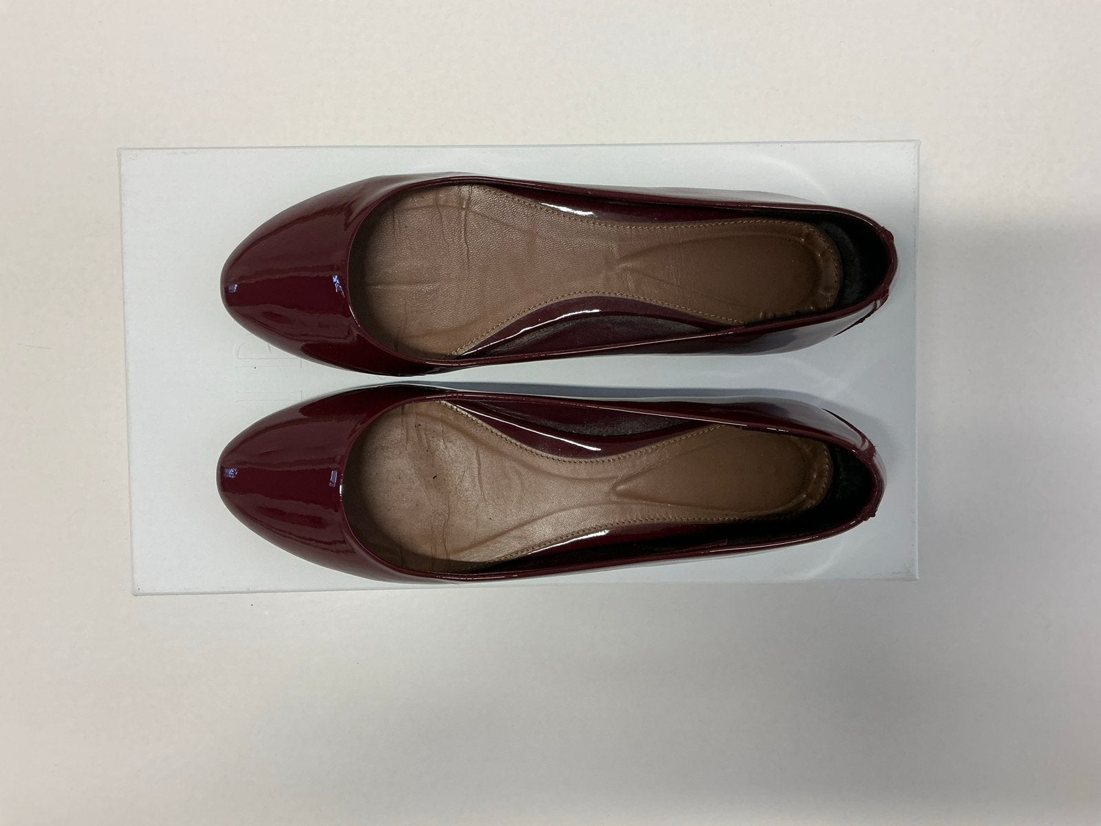 Bordeaux lakleren flatjes, maat 38 (valt klein), Kleding | Dames, Ophalen of Verzenden, Zo goed als nieuw, Rood, Ballerina's