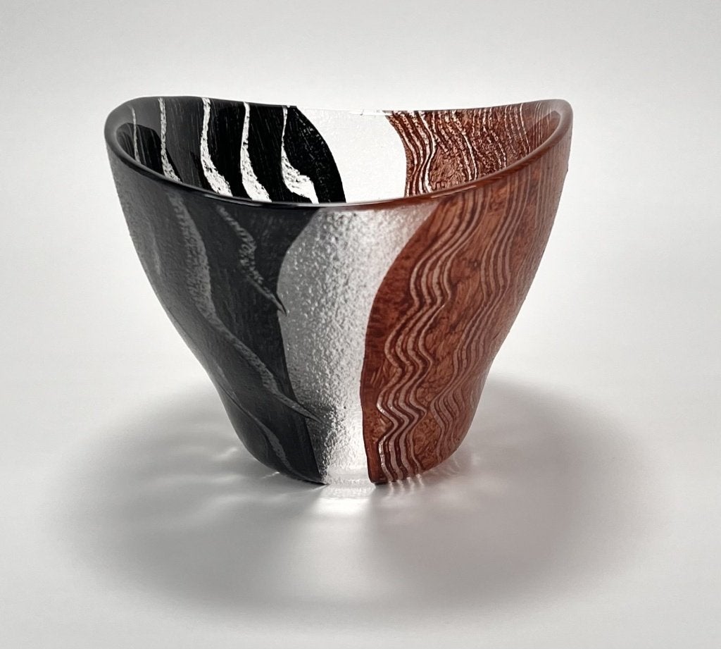 525. Schaal, Monica Backström voor Kosta Boda - Tonga-serie, Antiek en Kunst, Kunst | Designobjecten, Ophalen of Verzenden