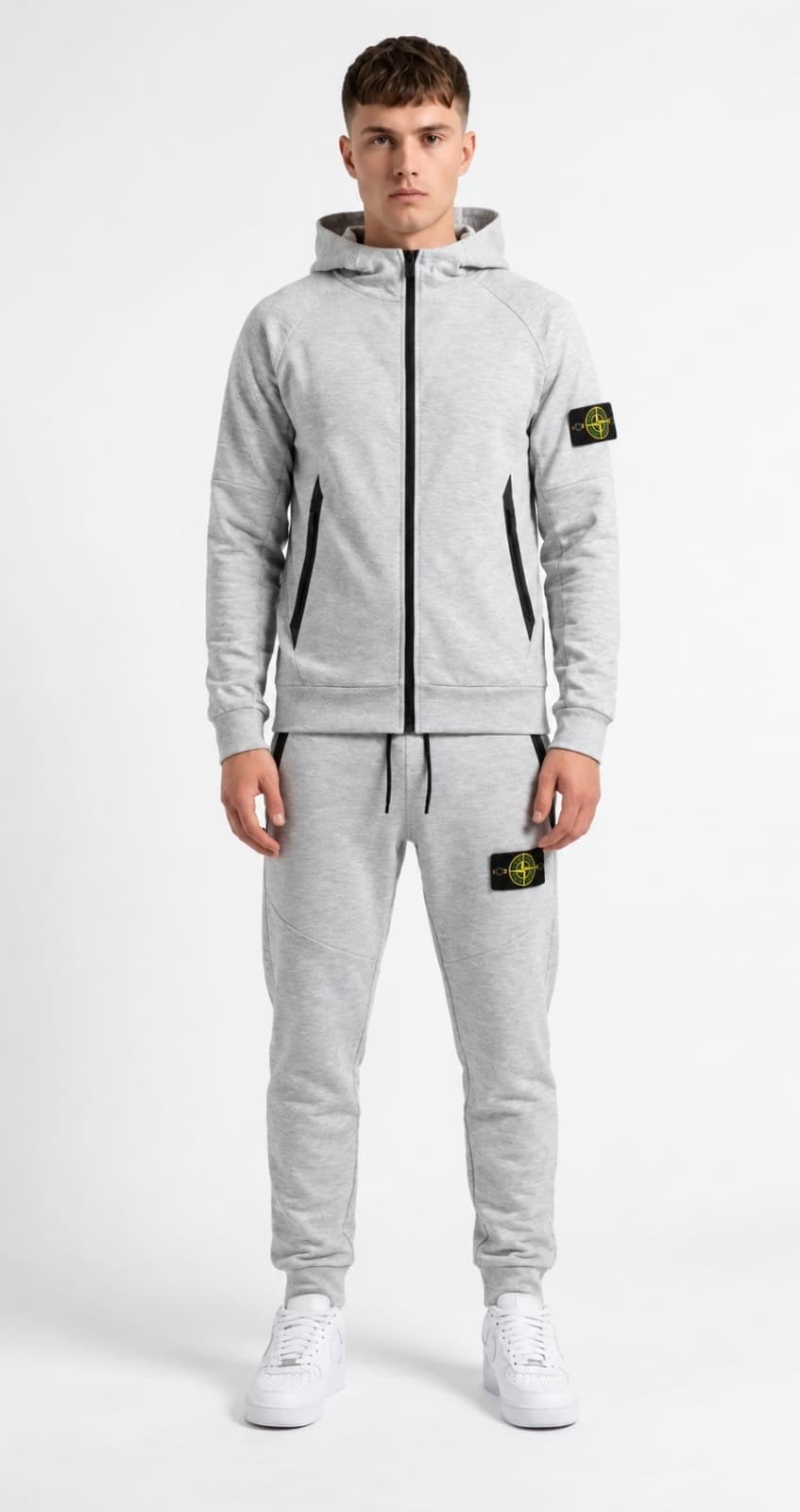 Foto 12 van Under Armour On Cloud Moncler Stone Parajumpers