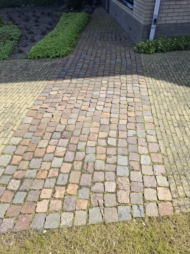 Kinderkopjes graniet, Ophalen, Gebruikt, Graniet, Bruin