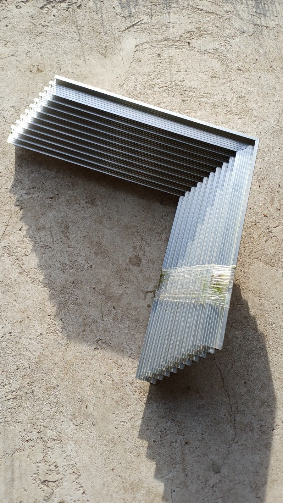 Aluminium daktrimhoeken/hoekprofielen, Doe-het-zelf en Verbouw, Ophalen, Gebruikt, Aluminium