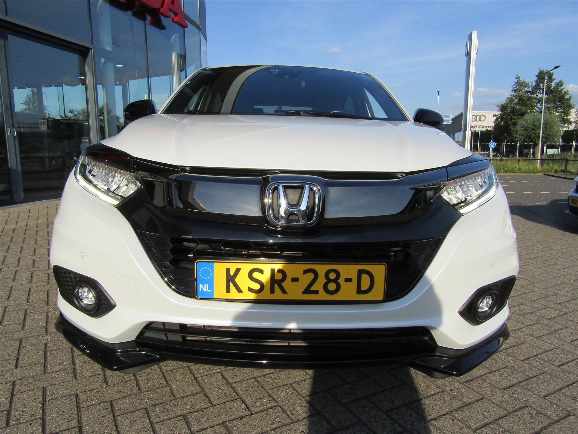 Honda HR-V 1.5 i-VTEC 182pk CVT TURBO Sport, Trekhaak afneem, Auto's, Automaat, Dealer onderhouden, Euro 6, Leder en Stof