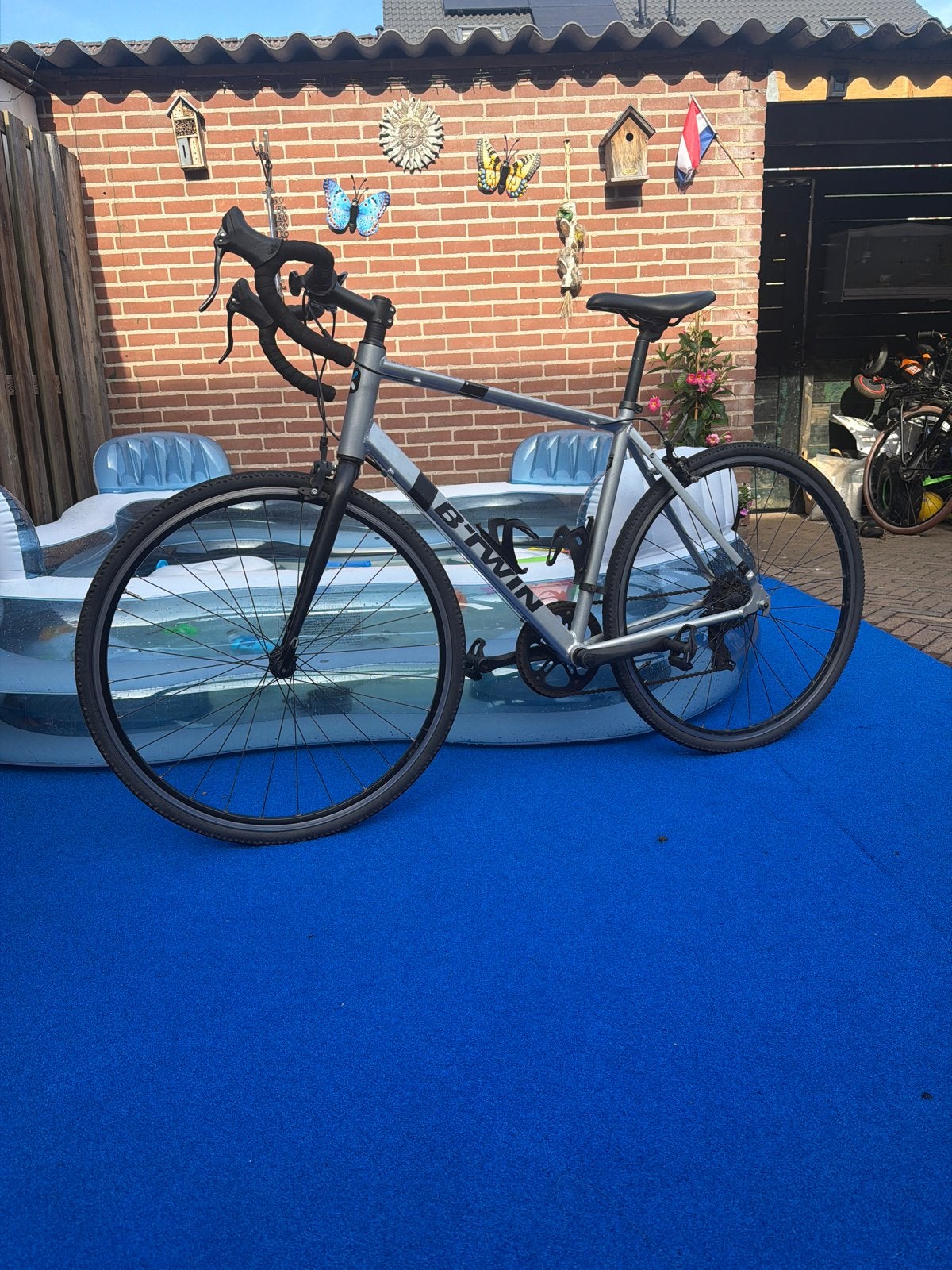 Btwin Triban 100 racefiets, Aluminium, Zo goed als nieuw, 53 tot 57 cm, Ophalen