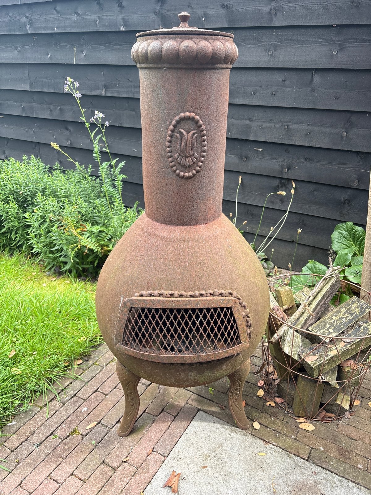 Rustieke gietijzeren vuurkorf / terrashaard, Ophalen, Gebruikt, Vuurkorf