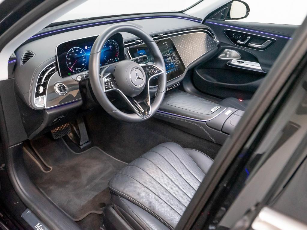 Mercedes-Benz E-Klasse Limousine E 300e Exclusive Premium |, Auto's, Automaat, Gebruikt, Euro 6, 4 cilinders