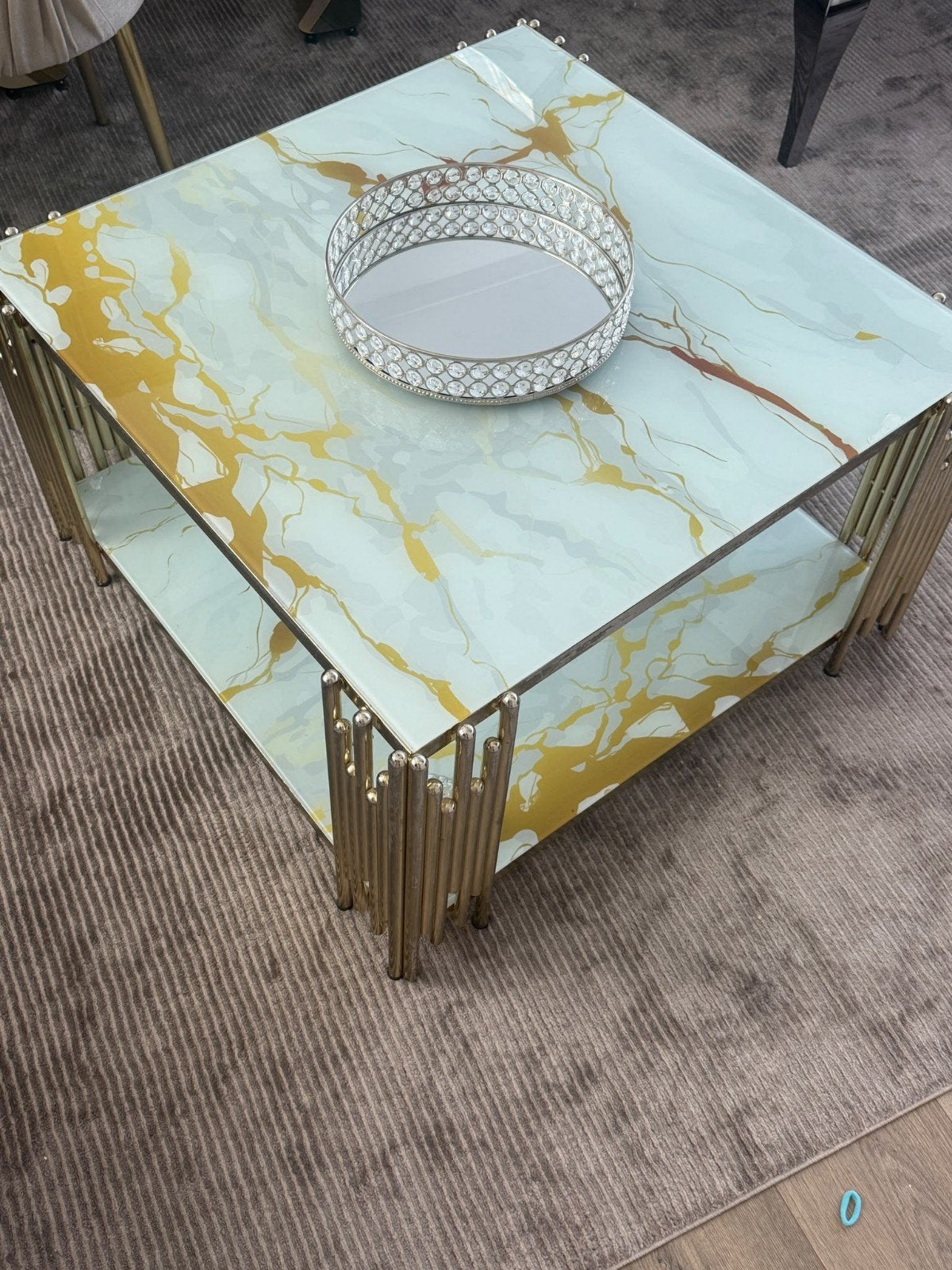 Salontafel met gemarmerd glas en gouden accenten, Ophalen, Zo goed als nieuw, Vierkant, Glas