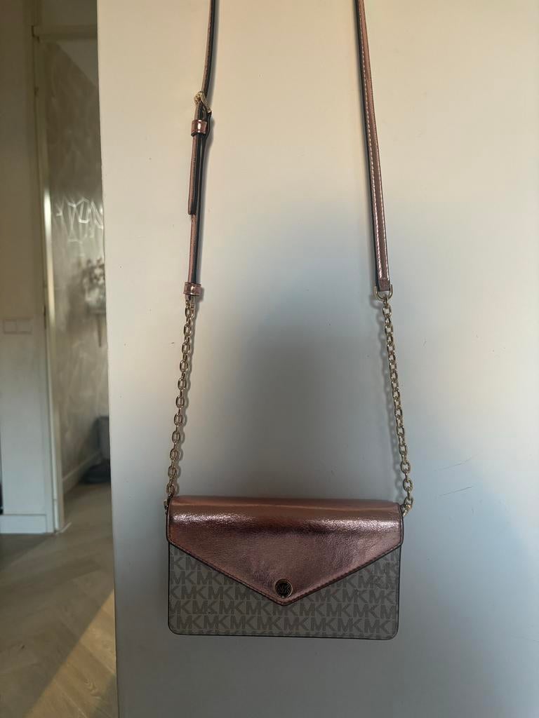 Michael Kors tasje - Nieuw met labels, Sieraden, Tassen en Uiterlijk, Tassen | Damestassen, Nieuw, Schoudertasje, Roze, Ophalen of Verzenden