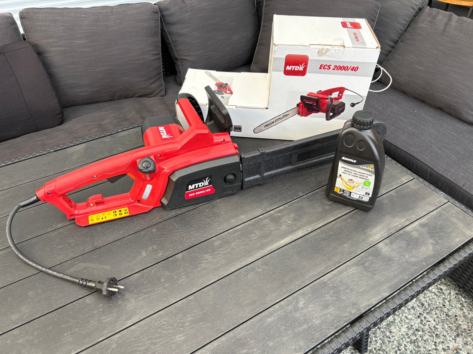 Elektrische kettingzaag MTD 2000w 40cm ZGAN compleet, 70 mm of meer, Kettingzaag, Ophalen of Verzenden, Zo goed als nieuw