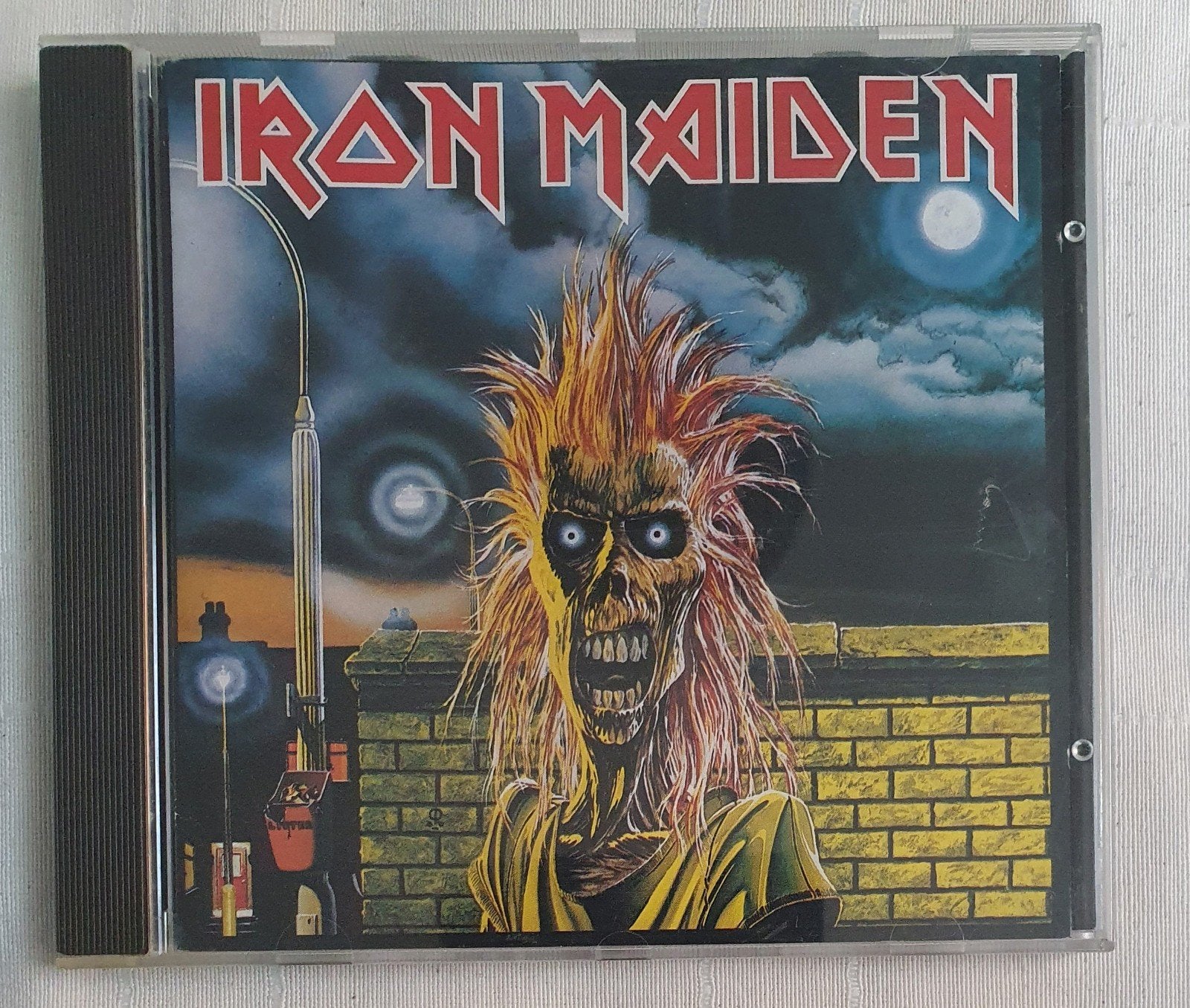 CD Iron Maiden - Iron Maiden, Verzenden