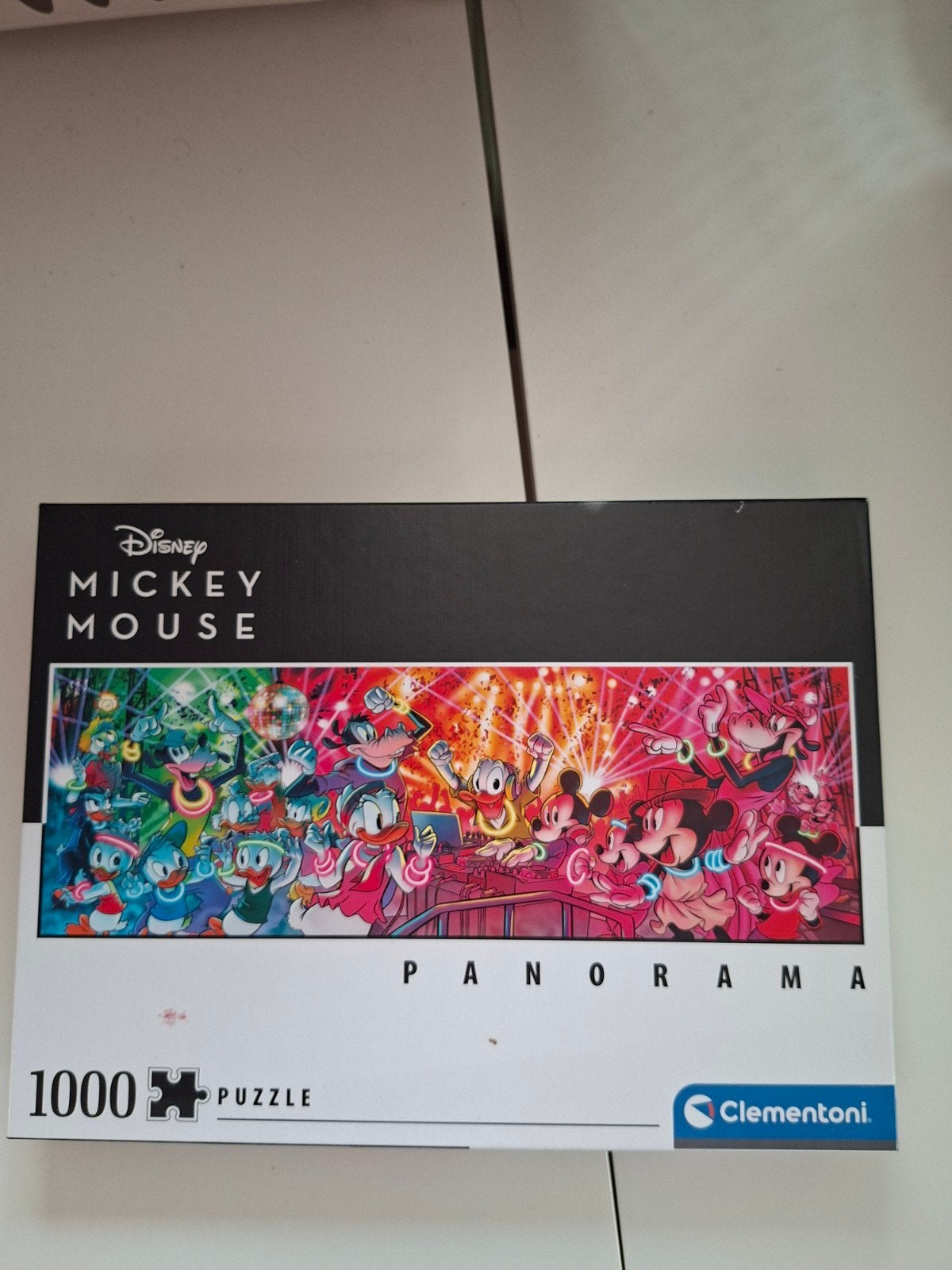 disney puzzels, Hobby en Vrije tijd, Ophalen of Verzenden, 500 t/m 1500 stukjes, Zo goed als nieuw