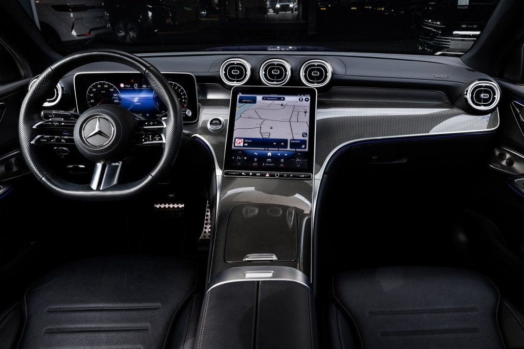 Mercedes-Benz GLC Coupe GLC 300 e 4Matic | Pano | Burmester, Auto's, Automaat, Dealer onderhouden, Gebruikt, 4 cilinders