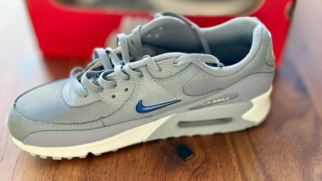 Nike Air Max 90 maat 44 ( US 10) grijs sneakers z.g.a.n., Kleding | Heren, Schoenen, Overige kleuren, Ophalen of Verzenden, Sneakers of Gympen