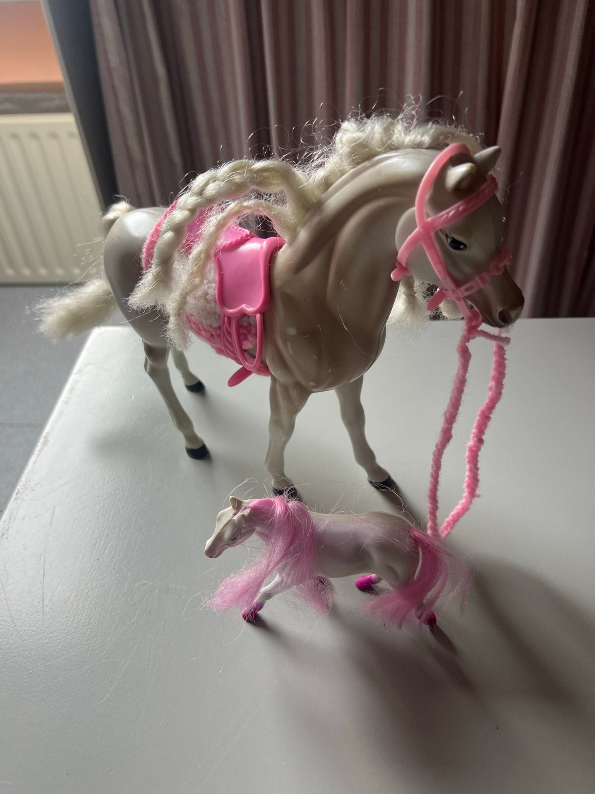 Barbie paard met veulen, Ophalen of Verzenden, Gebruikt, Meisje