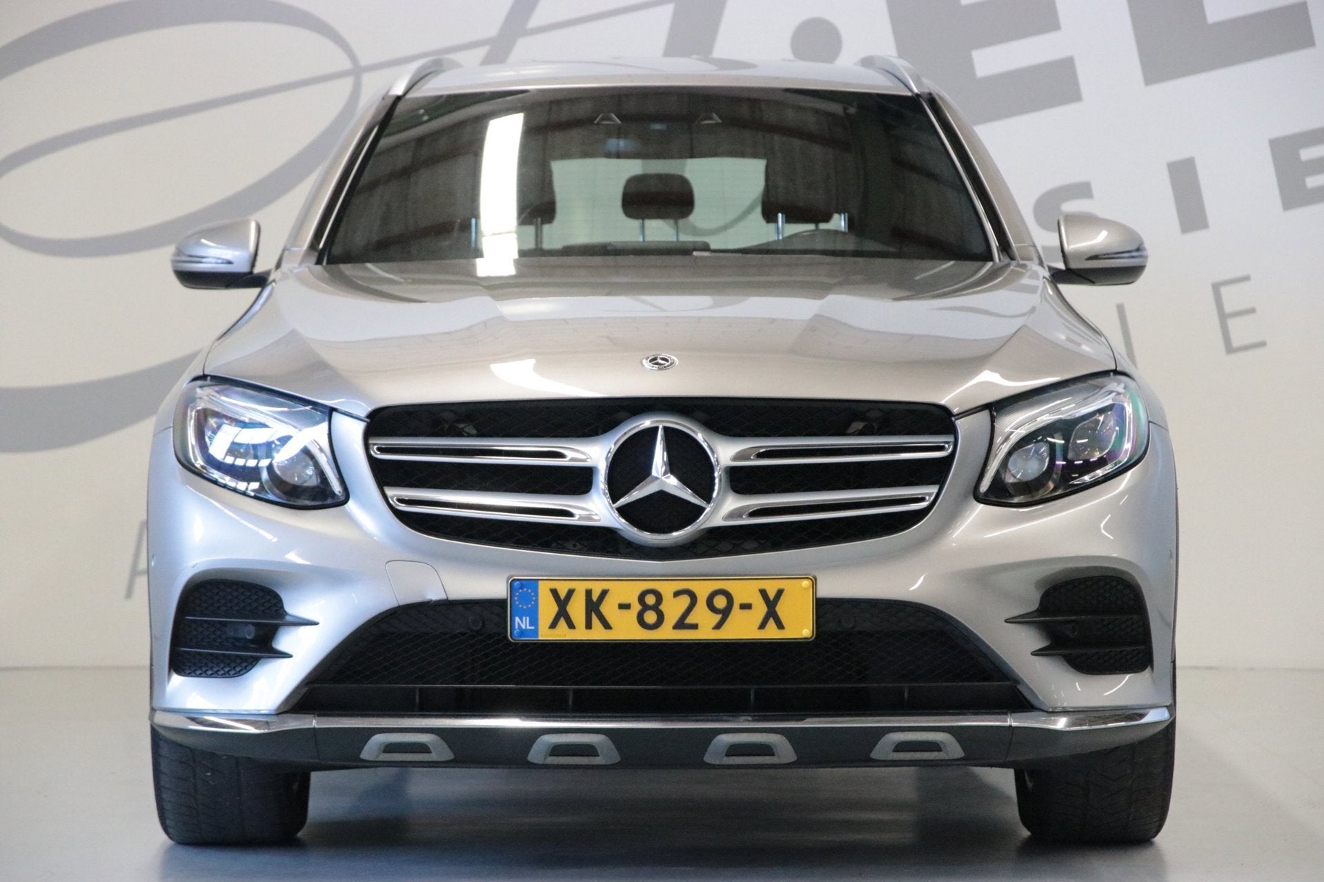 Mercedes-Benz GLC-klasse 250 AMG-line/AMG-styling/Achteruitr, Gebruikt, 4 cilinders, Automatische klimaatregeling, Leder en Stof