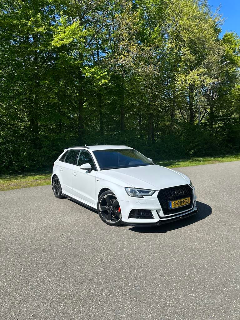 A3 | S3 Look | Maxton body kit| CarPlay | Matrix | Voll, Auto's, Voorwielaandrijving, 4 cilinders, Leder en Stof, Wit