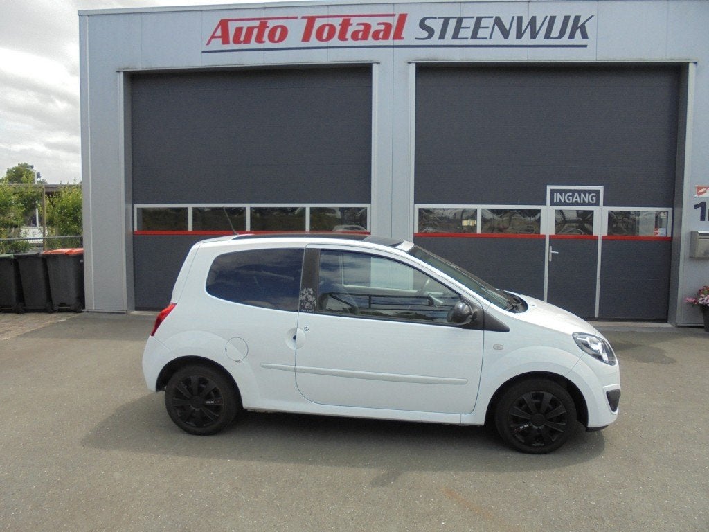 Renault TWINGO 1.2 -16V  DYNAMIQUE   INRUIL KOOPJE, Auto's, Voorwielaandrijving, Twingo, Gebruikt, 31 €/maand