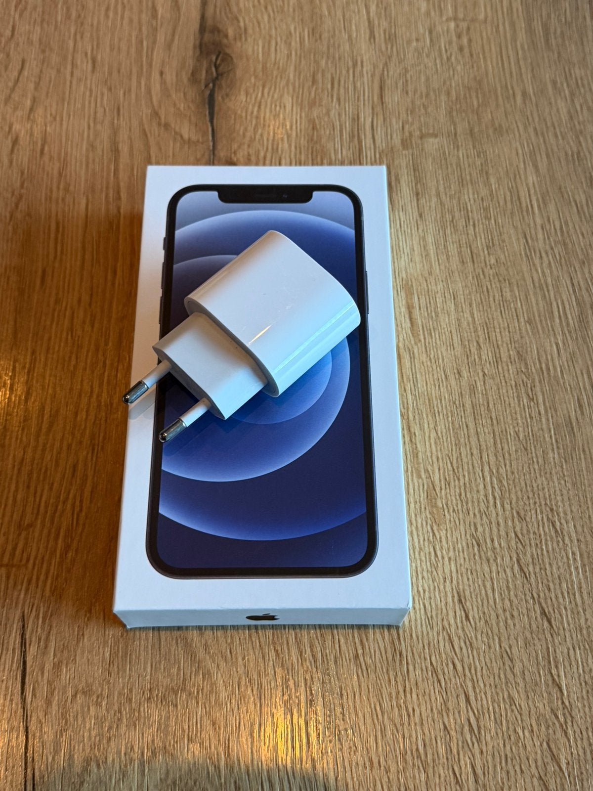 Supermooie iPhone 12 64GB, origineel en compleet, Zwart, Ophalen of Verzenden, Zo goed als nieuw, Zonder simlock