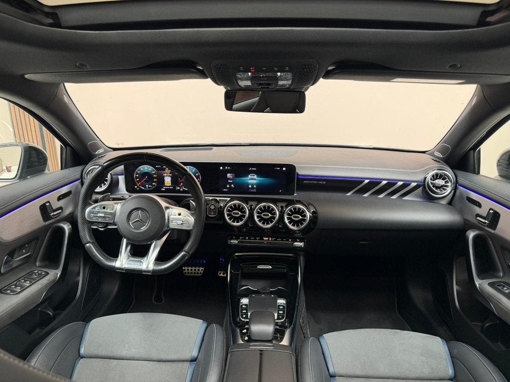 Mercedes-Benz A-Klasse AMG 35 4MATIC Premium Plus Edition Pa, Auto's, Mercedes-Benz, Automaat, Euro 6, 4 cilinders, Blauw