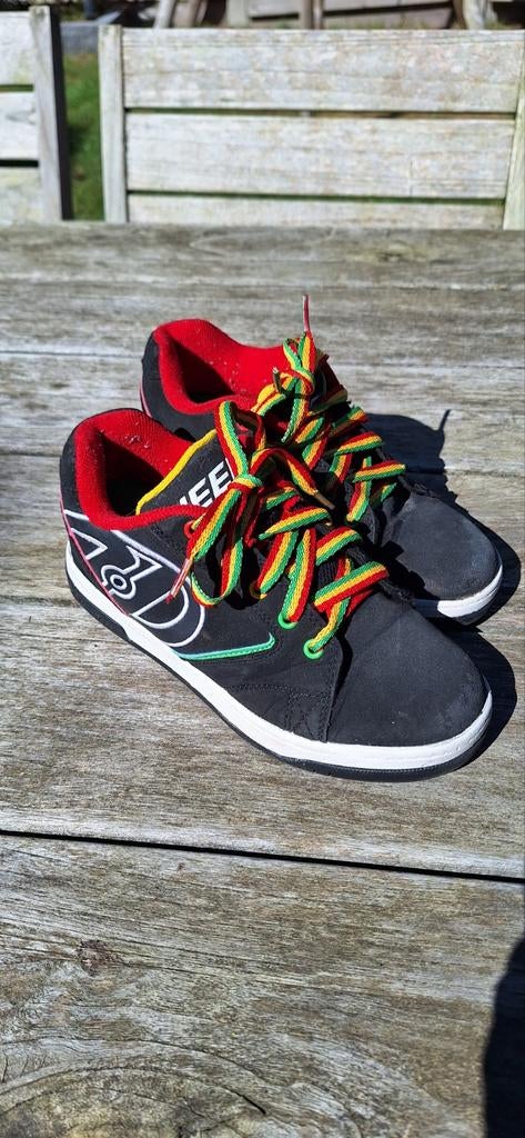 Heelys maat 35. Rollen of lopen over de stoep!, Kinderen en Baby's, Speelgoed | Buiten | Rolschaatsen, Ophalen of Verzenden, Gebruikt