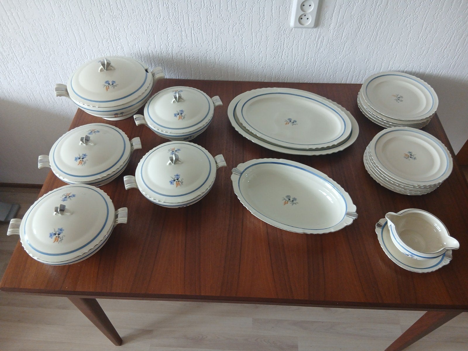 Vintage 20-delig hotelporselein,  Gebruder Benedikt, Ophalen