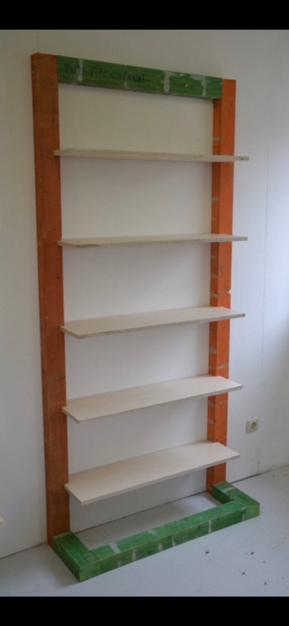 Unieke handgemaakte houten wandplank/displayrek, Ophalen, Gebruikt