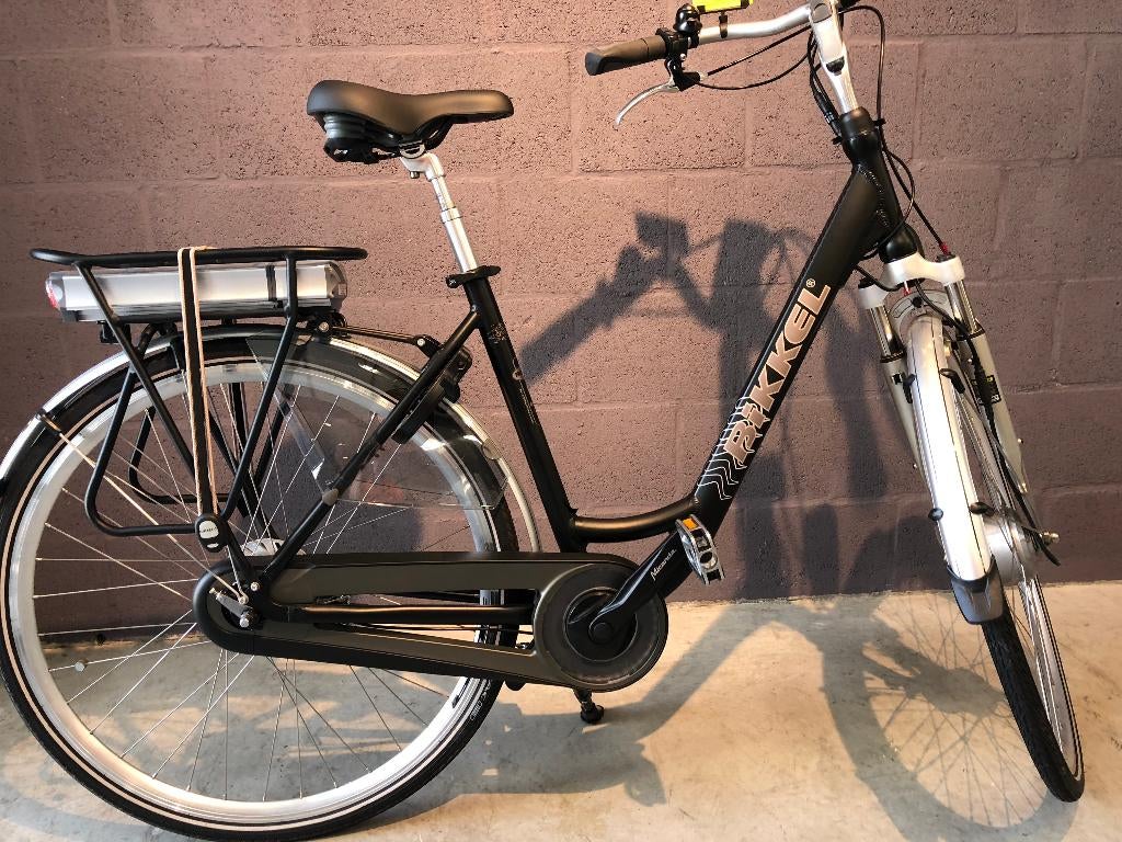 Z.g.a.n. BIKKEL electrische fiets met 212 Km op de teller, Zo goed als nieuw, 47 tot 51 cm, 50 km per accu of meer, Ophalen