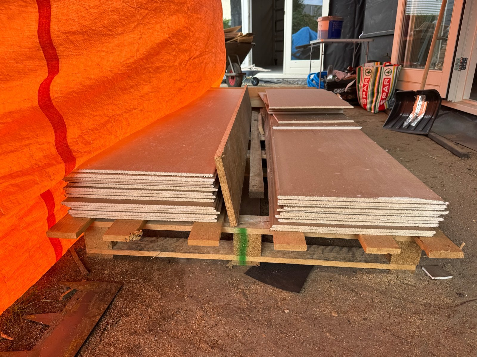 Stucplaat / gipsplaat 25 stuks 400 X 2000 x 9,5 mm, Doe-het-zelf en Verbouw, Platen en Panelen, Ophalen, Zo goed als nieuw, Overige materialen