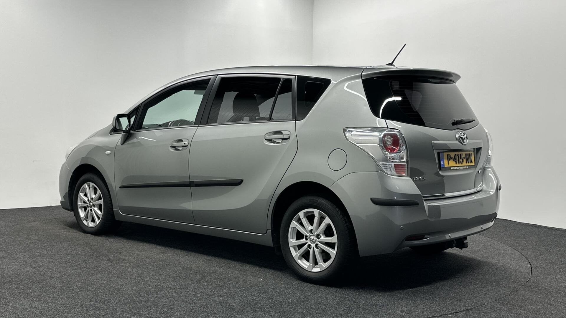 Toyota Verso 1.8 VVT-i Dynamic Business TREKHAAK PANO ECC CR, Auto's, Voorwielaandrijving, Euro 5, Gebruikt, 4 cilinders