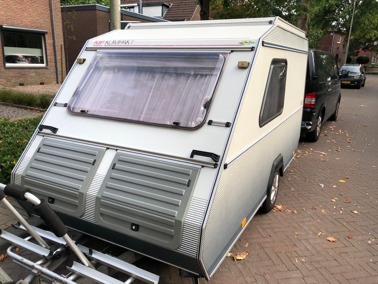 Kip Kompakt 32EK met voortent en fietsenrek, Caravans en Kamperen, Caravans, Kip, Tot en met 2, Treinzit, Lengtebed