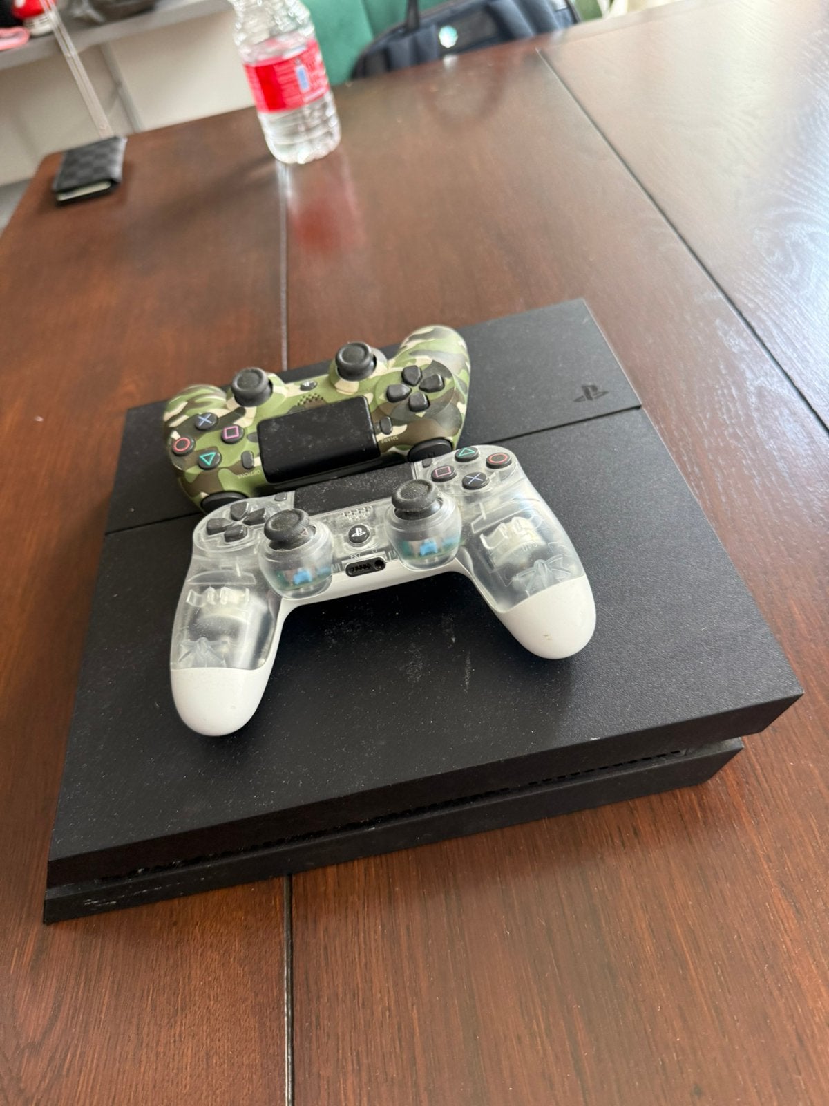 PS4 for sale - 512 giga with disk reader, Ophalen of Verzenden, Zo goed als nieuw, Original