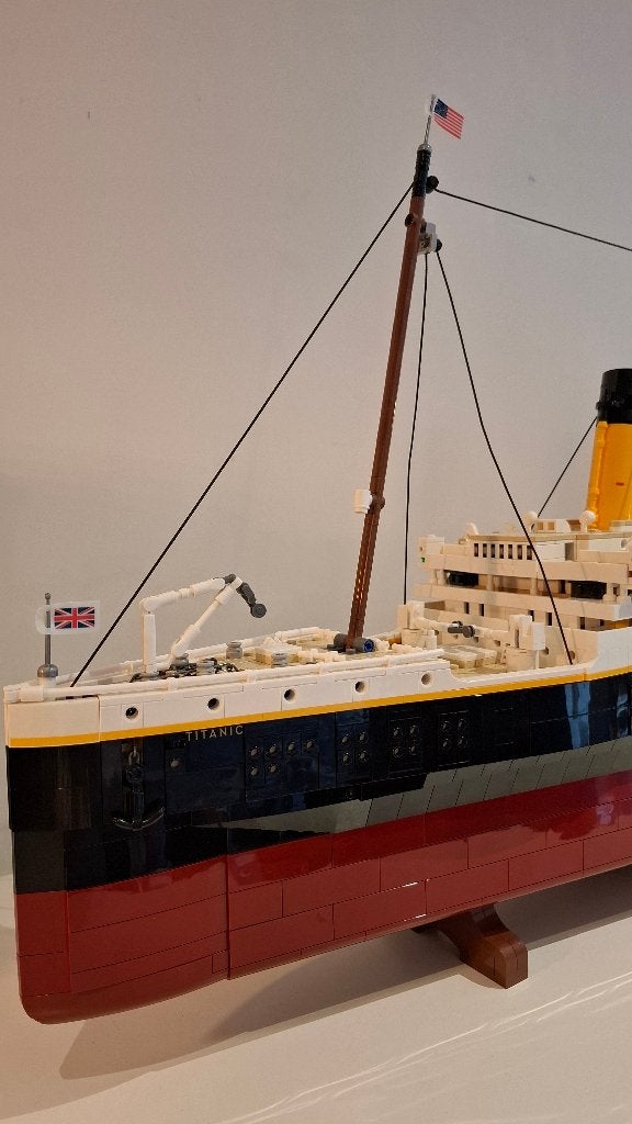 Foto 6 van Lego icons Titanic 10294