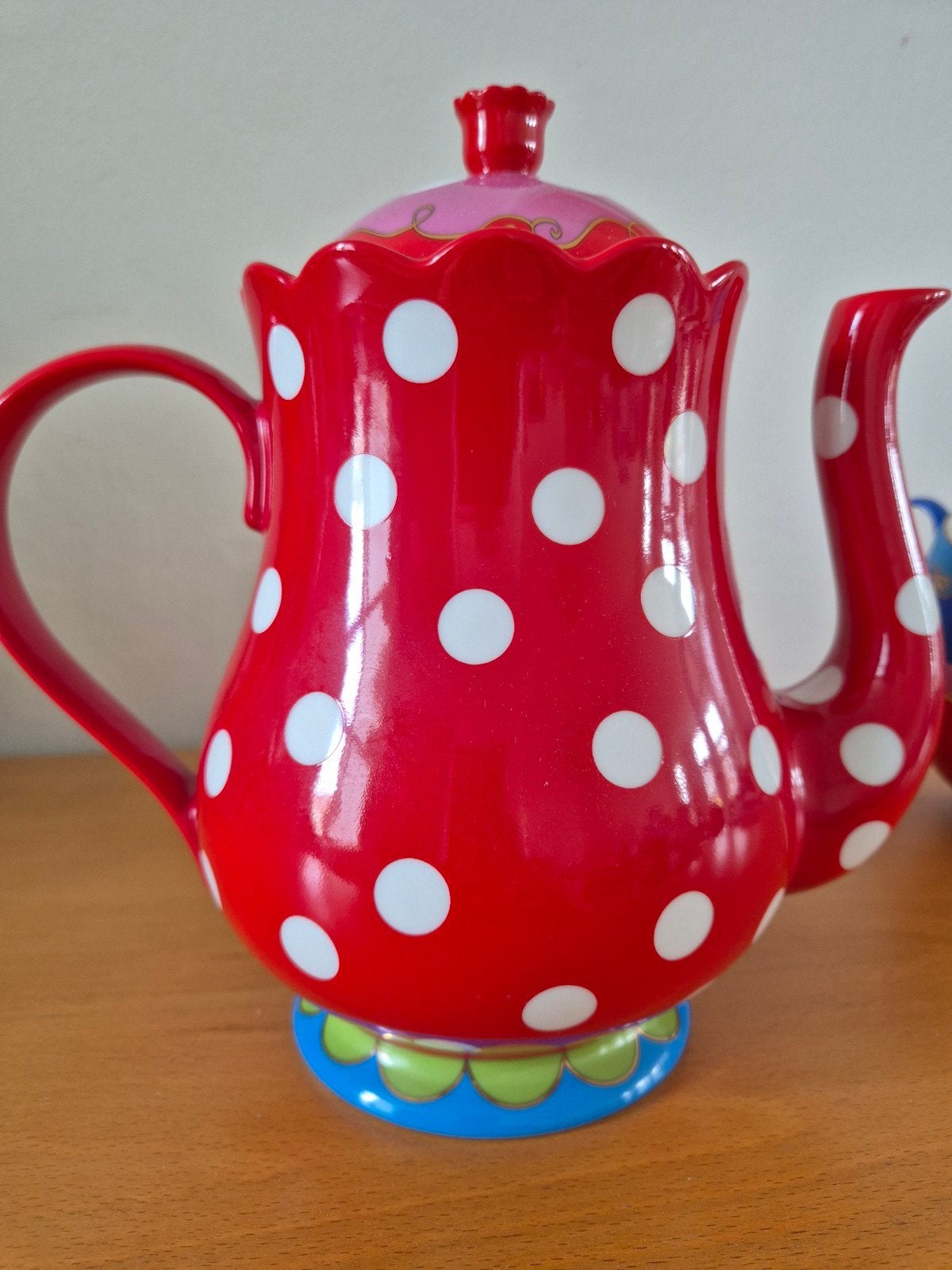 DE Oilily-servies theepot en kopjes, Huis en Inrichting, Keuken | Servies, Ophalen of Verzenden, Zo goed als nieuw, Overige stijlen