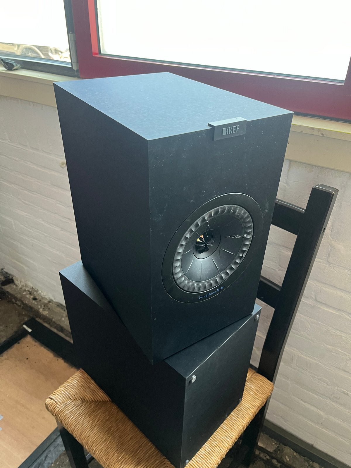 KEF Q350 speakers - beschadigd (1x zwaar, 1x licht), Audio, Tv en Foto, Luidsprekers, Niet werkend, 120 watt of meer, Front, Rear of Stereo speakers