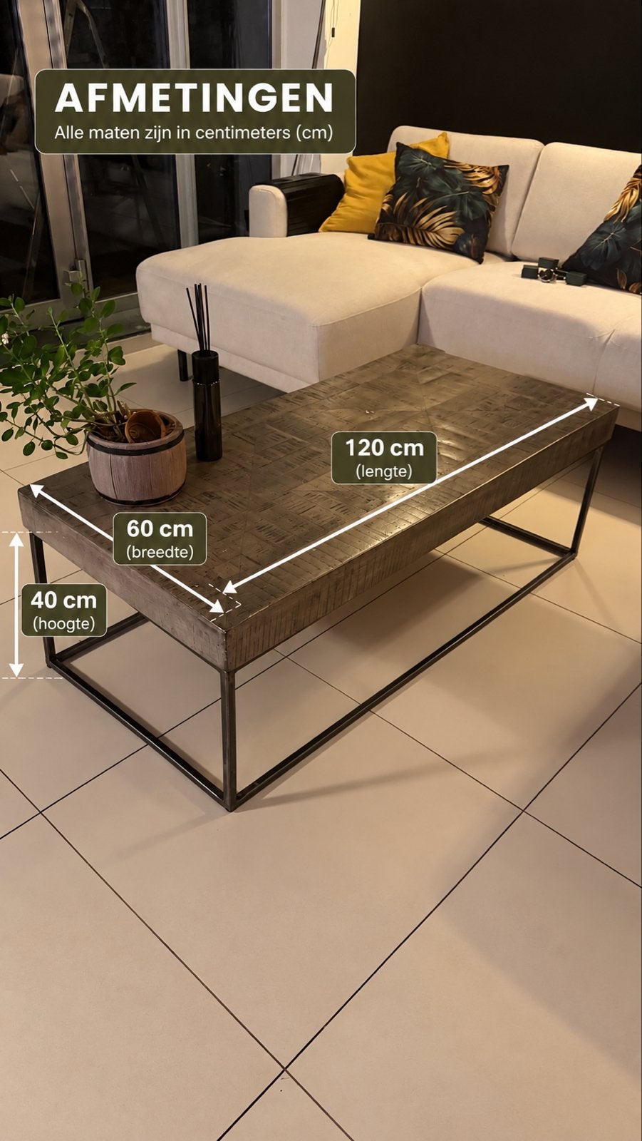 Industriële salontafel met houten blad en metalen onderstel, Huis en Inrichting, Ophalen, Gebruikt, 100 tot 150 cm, 50 tot 100 cm