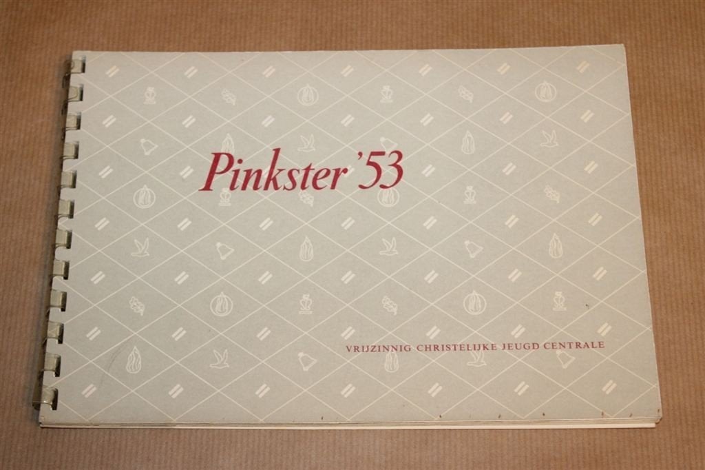 Pinkster \'53 - Vrijzinnig Chr. Jeugd Centrale Jaarboek 1953, Ophalen of Verzenden, Zo goed als nieuw