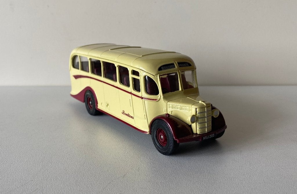 Corgi - Bedford OB Boultons Luxery Saloon Coaches Longville, Ophalen of Verzenden, Nieuw, Bus of Vrachtwagen, Corgi