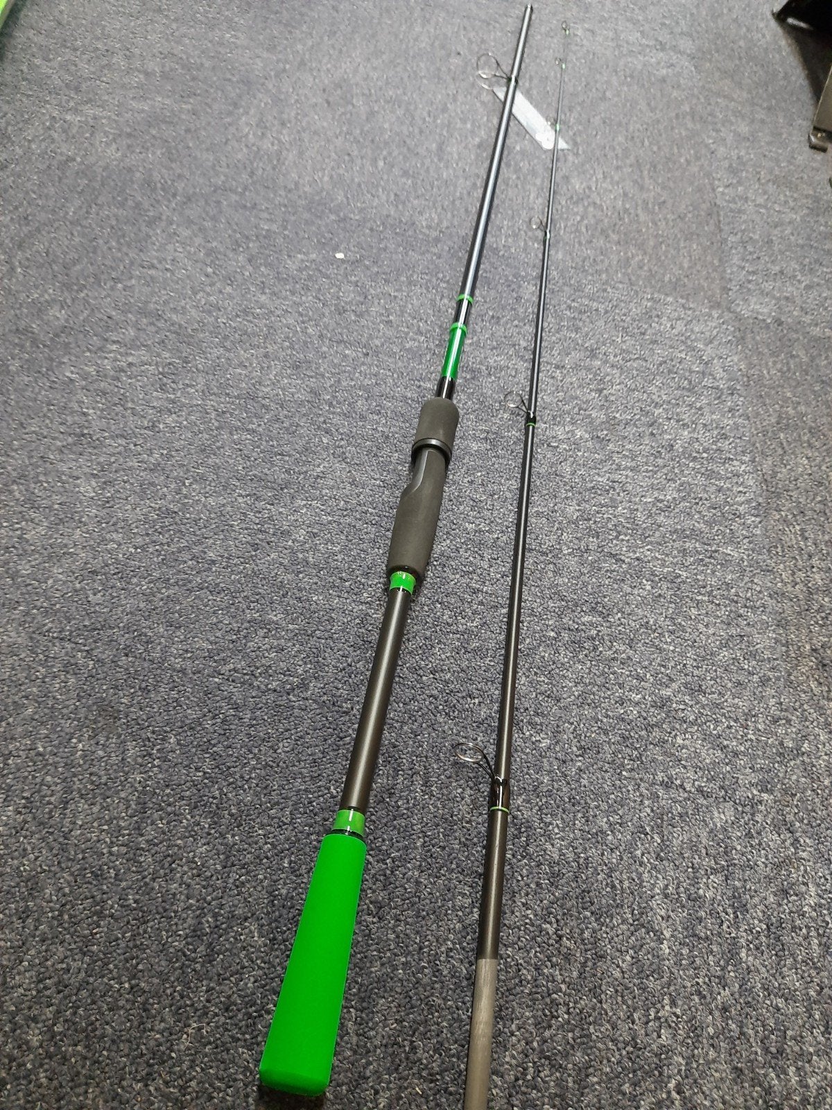 partij van 5 delphin spinhengels van 2.40m 30gram, Watersport en Boten, Delphin, Werphengel, Nieuw, Tjechie