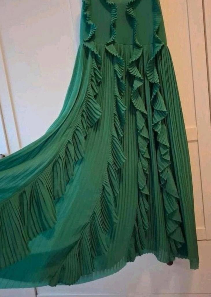 H&M groene plissé jurk met ruches – maat S – feestelijk, Kleding | Dames, Gelegenheidskleding, Ophalen of Verzenden, Zo goed als nieuw