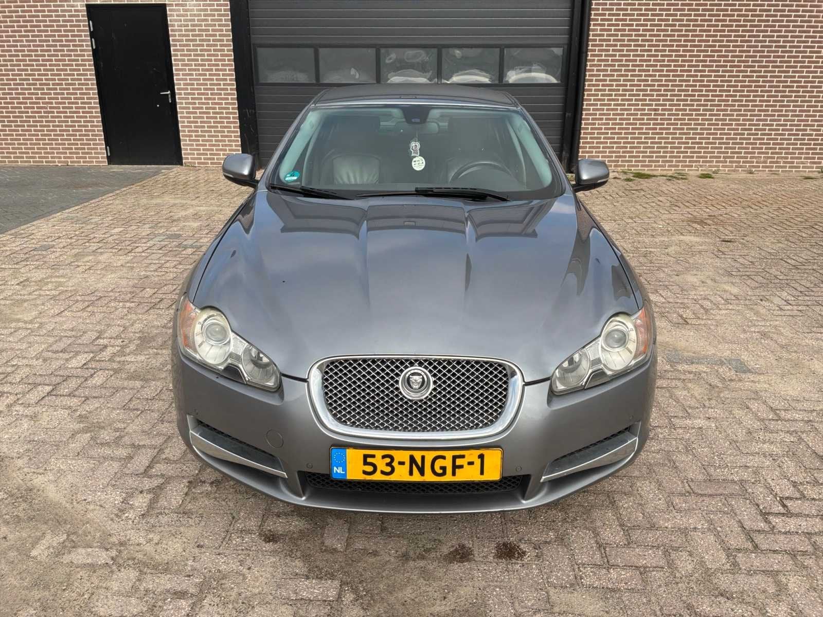2010 Jaguar XF 3.0D V6 Luxury Personenauto, Auto's, Automaat, Euro 5, Gebruikt, 2993 cc