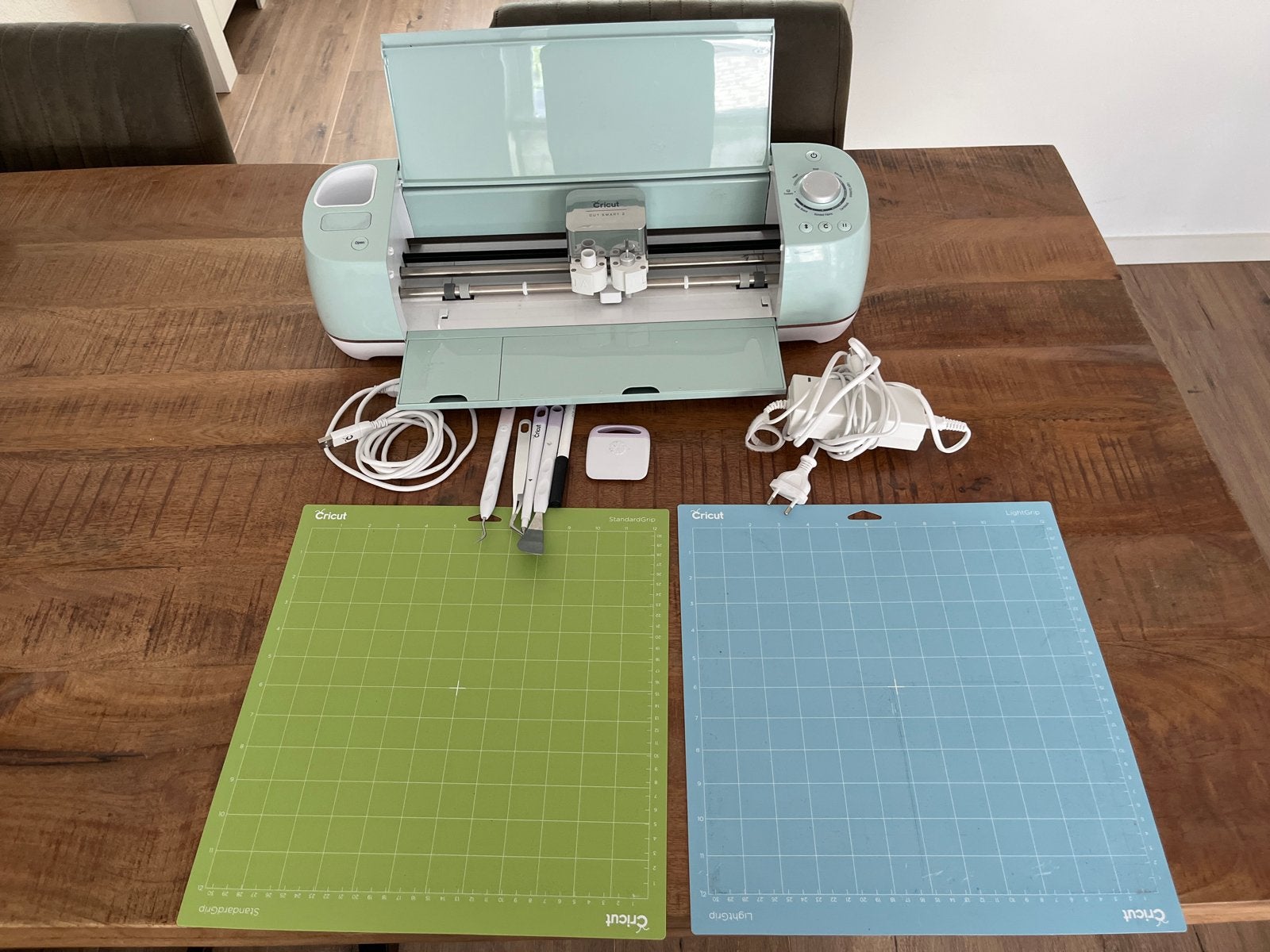 Cricut Explore Air 2 snijmachine, Hobby en Vrije tijd, Ophalen, Gebruikt, Meerkleurig, Kunststof