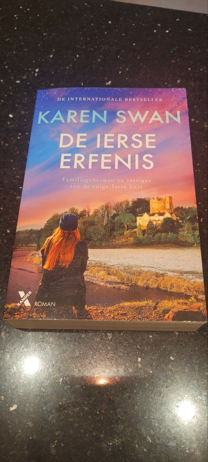 De Ierse Erfenis - Karen Swan (Roman), Boeken, Ophalen of Verzenden, Gelezen, Karen Swan, Nederland