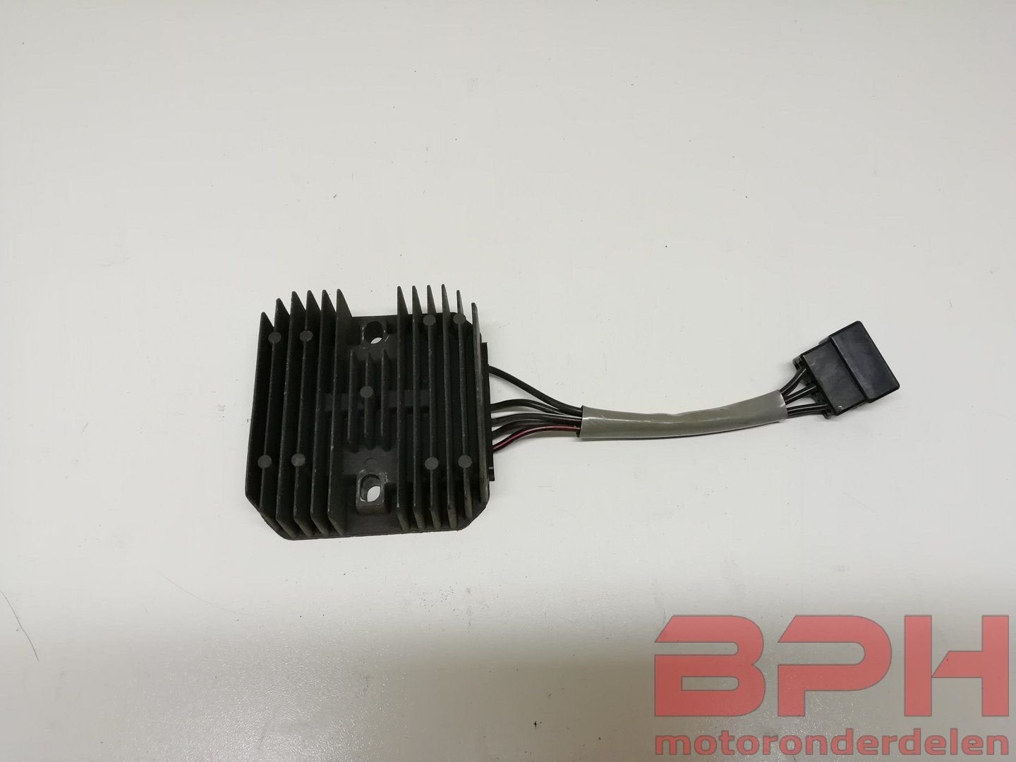 Spanningsregelaar Suzuki GSX-R 600 750 SRAD 1996 t/m 2000 re, Gebruikt, -, -, Ophalen of Verzenden