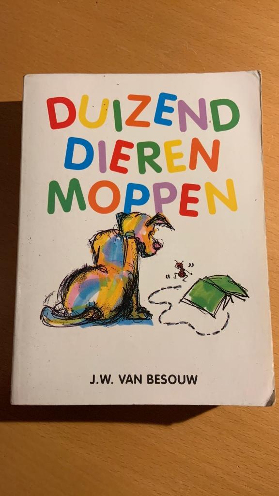 Duizend dieren moppen - J.W. Van Besouw, Boeken, Humor, Ophalen of Verzenden