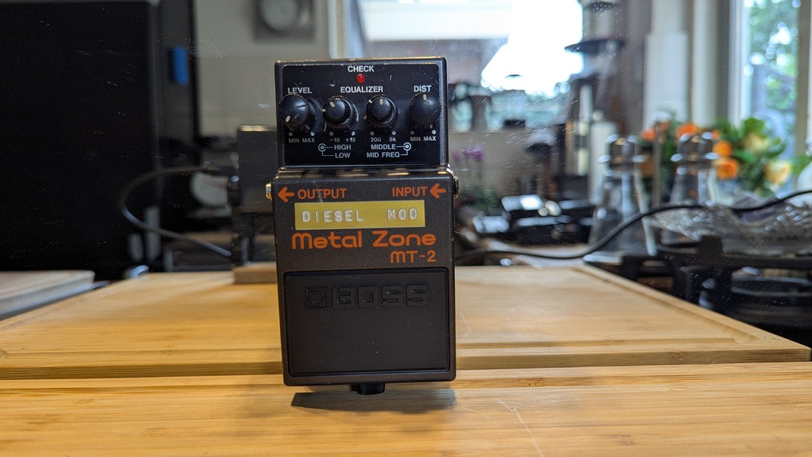 Boss Metal Zone MT-2 Diesel Mod - Gitaarpedaal, Muziek en Instrumenten, Ophalen of Verzenden, Gebruikt, Distortion, Overdrive of Fuzz