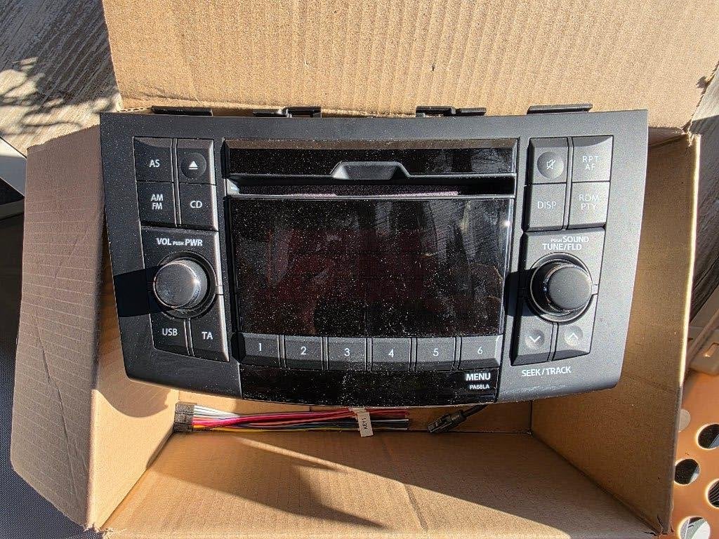Suzuki swift radio, Ophalen of Verzenden, Zo goed als nieuw