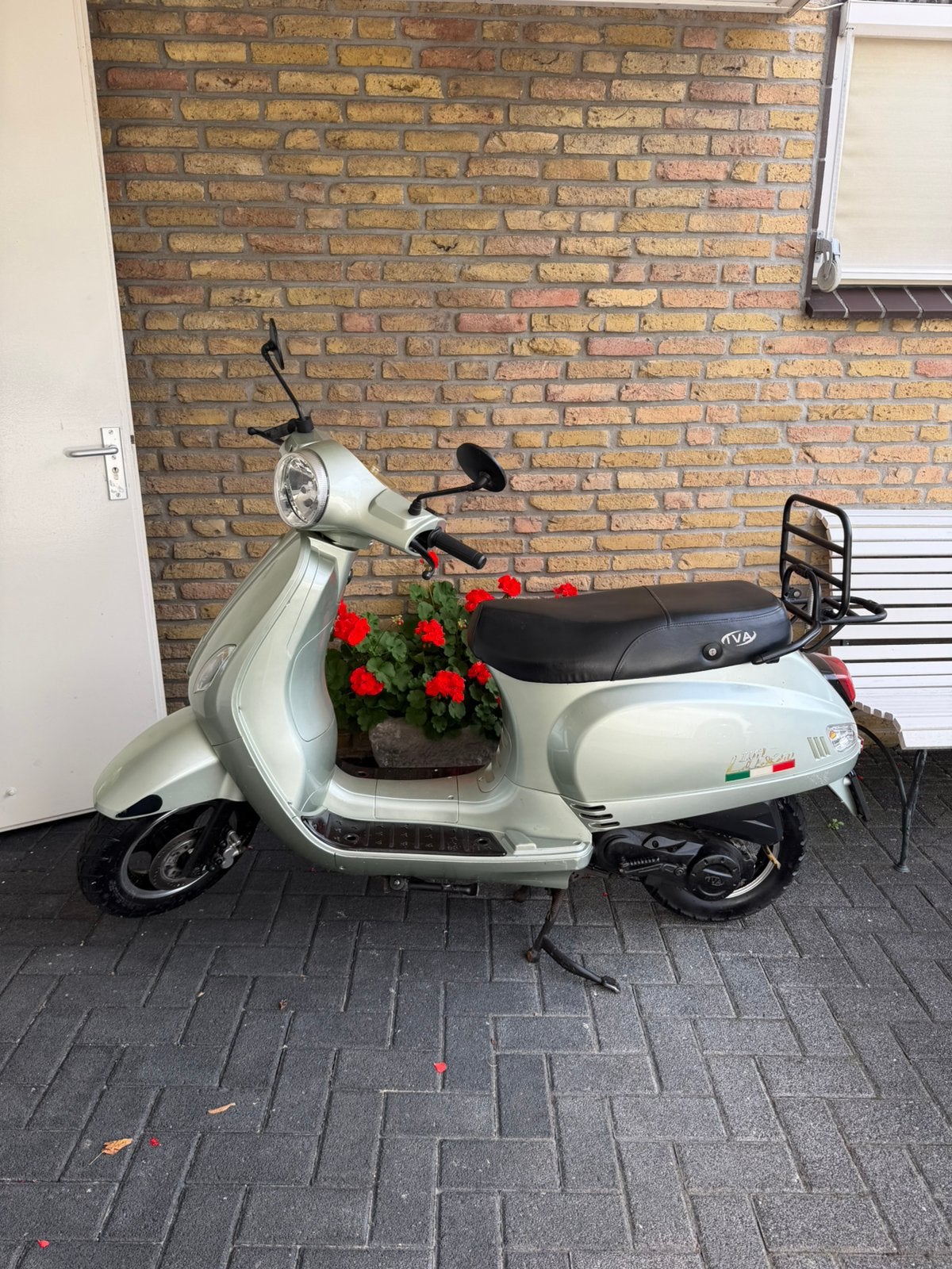 IVA Lux Scooter 2017 Nette staat!, Ophalen, 49 cc, Benzine