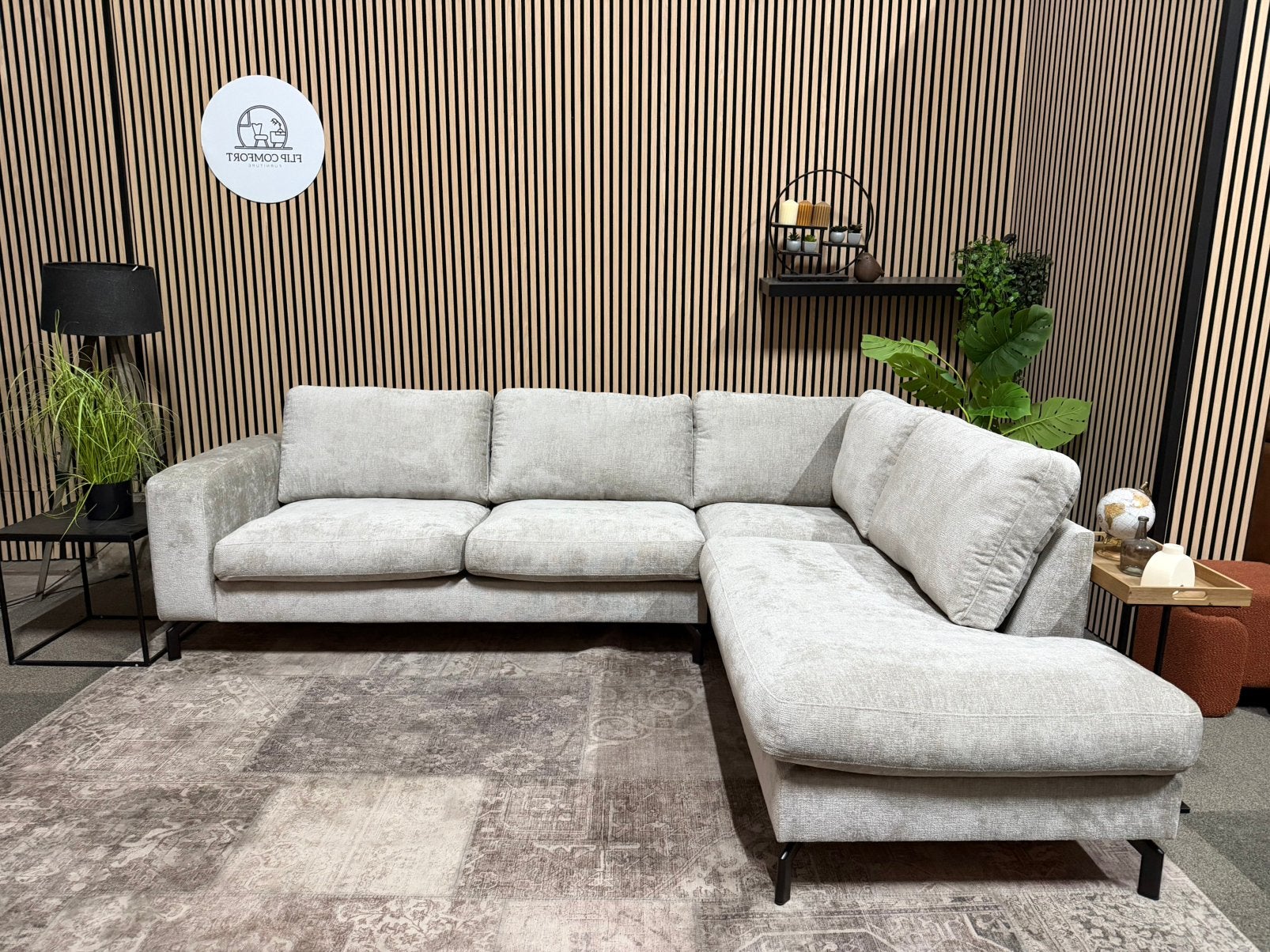 “GRATIS LEVERING” Nieuwe hoekbank! 260x205, Fluweel, nieuw, champagne kleur, grijs, 250 tot 300 cm, 125 tot 150 cm, Hoekbank