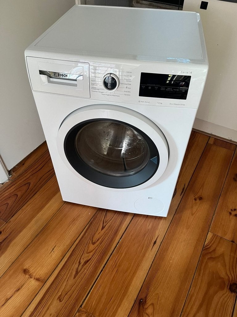 Bosch Serie 4 Wasmachine zo goed als nieuw - met factuur, Ophalen, 1200 tot 1600 toeren, Minder dan 85 cm, 8 tot 10 kg